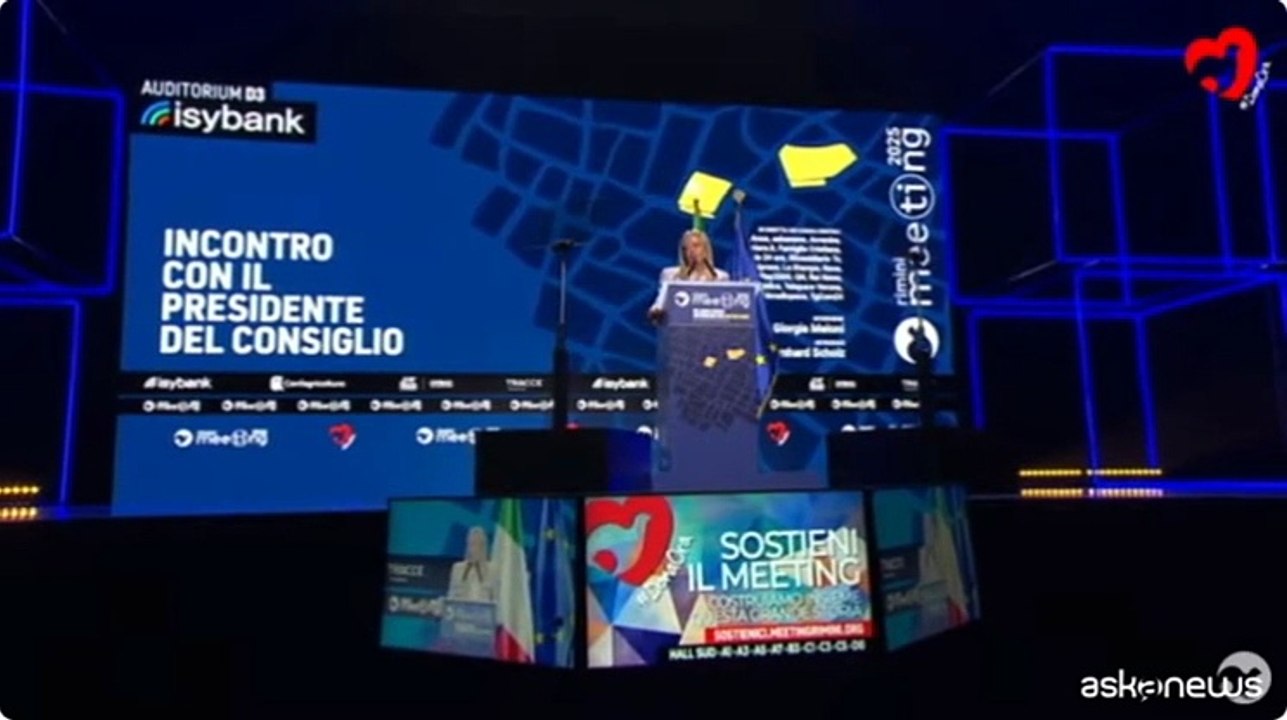 Giustizia, Meloni: avanti con la riforma per liberarla da politica