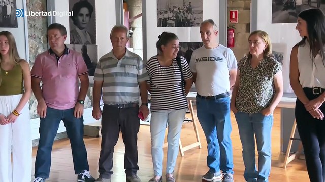 Los Reyes visitan zonas afectadas por los incendios