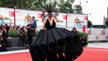Errori di stile alla Mostra del Cinema di Venezia: i look peggiori delle ultime edizioni