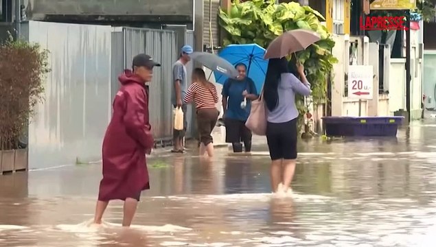 Thailandia, il tifone Kajiki causa inondazioni e frane: morti e dispersi