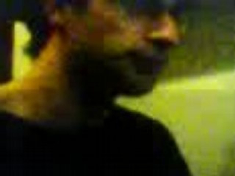 Guille beso