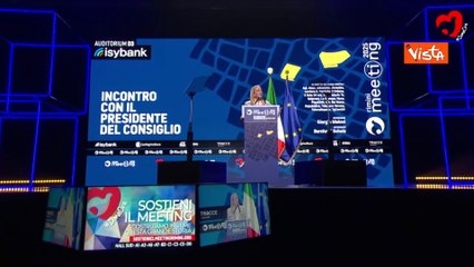 Meloni: Sussidi come reddito di cittadinanza deresponsabilizzano le persone