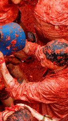 Las imágenes de La Tomatina de Buñol 2025
