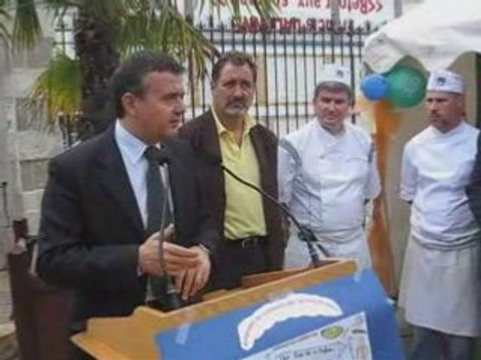 Fete pain mai 2008 yves jégo