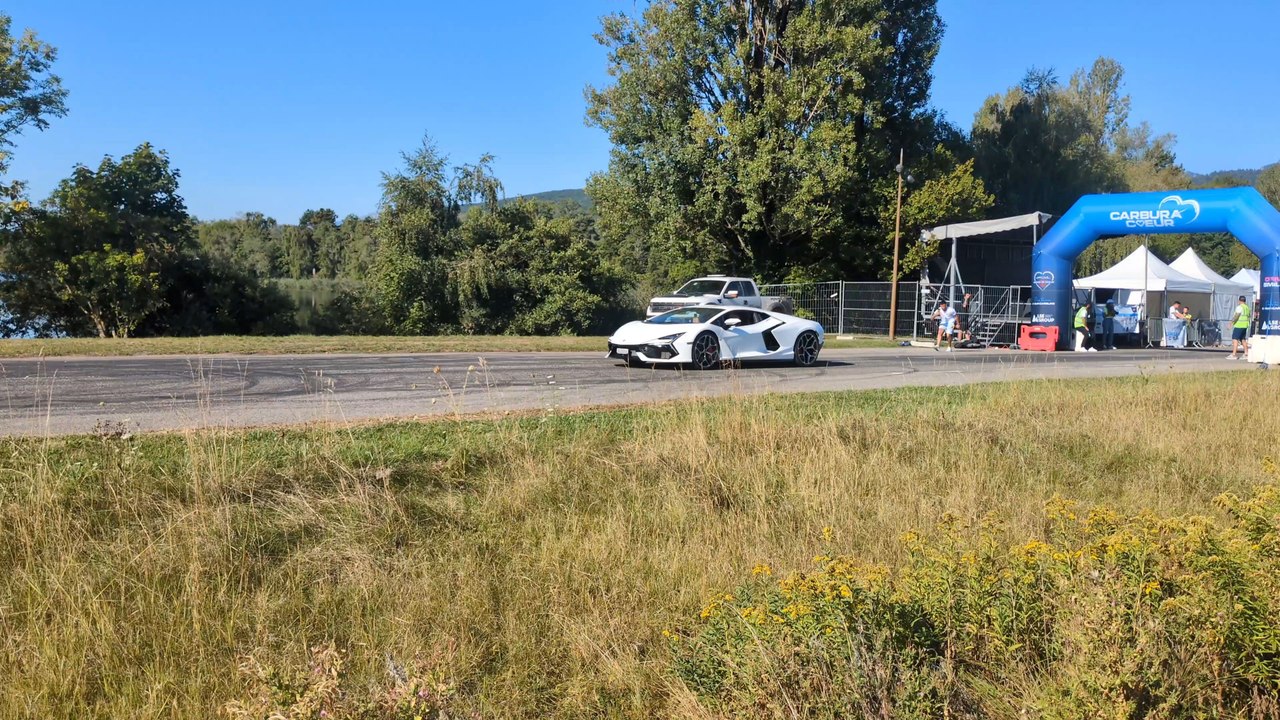 # super car # Ferrari. # lulu du jura. # Porsche. # Lamborghini # carbura coeur
