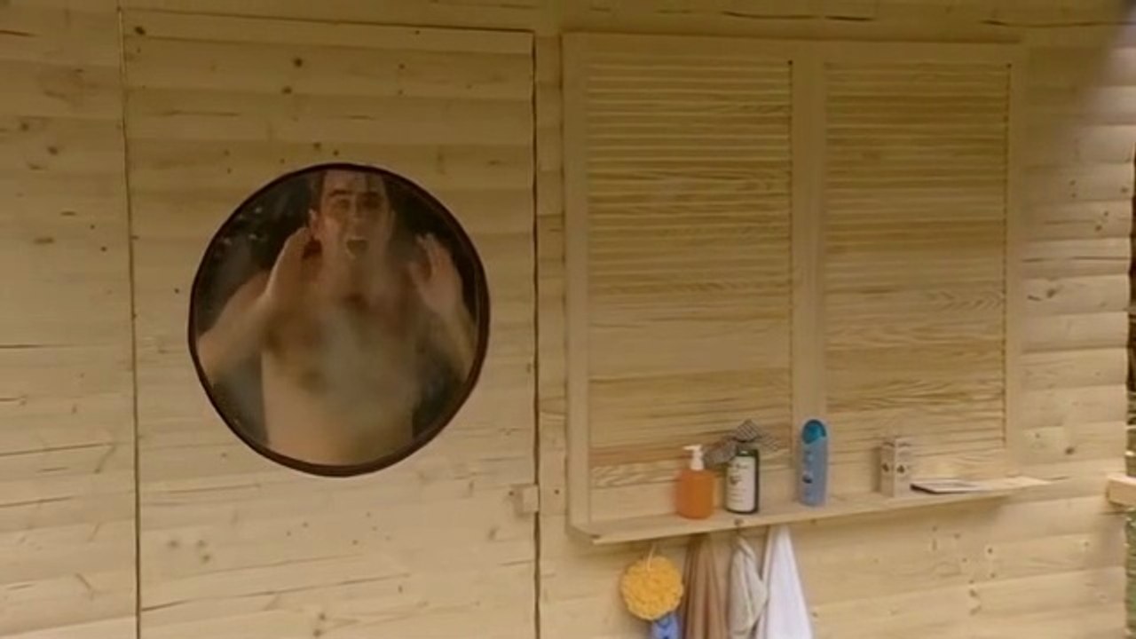 Pastewka Staffel 3 Folge 3 'Die Saunabürste' #Deutsch #HD