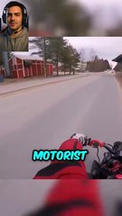 Police Van Pepper Sprays Motorist?! 🚨 Was He Right to Escape?