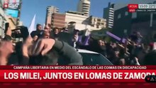 El momento en el que la caravana de Milei se descontrola