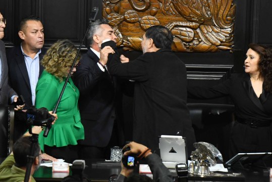 Así fue el pleito entre 'Alito' Moreno y Noroña: ‘¡Te parto tu madre, cabrón!’