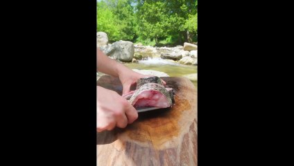 Cooking Fish on Hot Stone – Ancient Method!