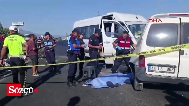 Manisa'da servis aracı ile hafif ticari aracın çarpışması sonucu meydana gelen kazada ölü ve yaralılar var