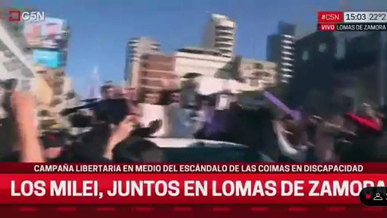 Argentine: Le président Javier Milei cible de projectiles divers, pierres ou bouteilles, lancés par des manifestants mécontents - Il a été exfiltré par ses services de sécurité - VIDEO