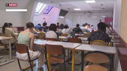 Elisabeth Borne veut réformer le contrôle continu du baccalauréat