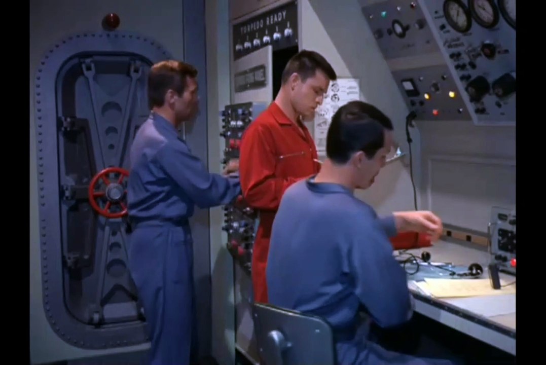 Viaje al fondo del mar 2x13-El monstruo del espacio exterior-HD