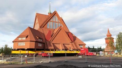Schweden: Kirchenumzug in Kiruna