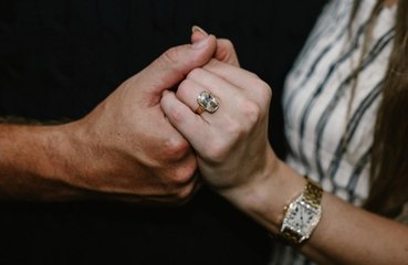 Travis Kelce, Taylor Swift için '550 bin dolarlık vintage esintili' bir nişan yüzüğü seçti