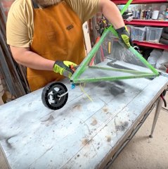 Transformez votre outil de plage en une machine à trésors motorisée ! 🏖️⚙️