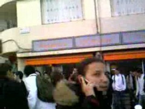 Manifestation etudiant CPE Jules Ferry Cannes 2006