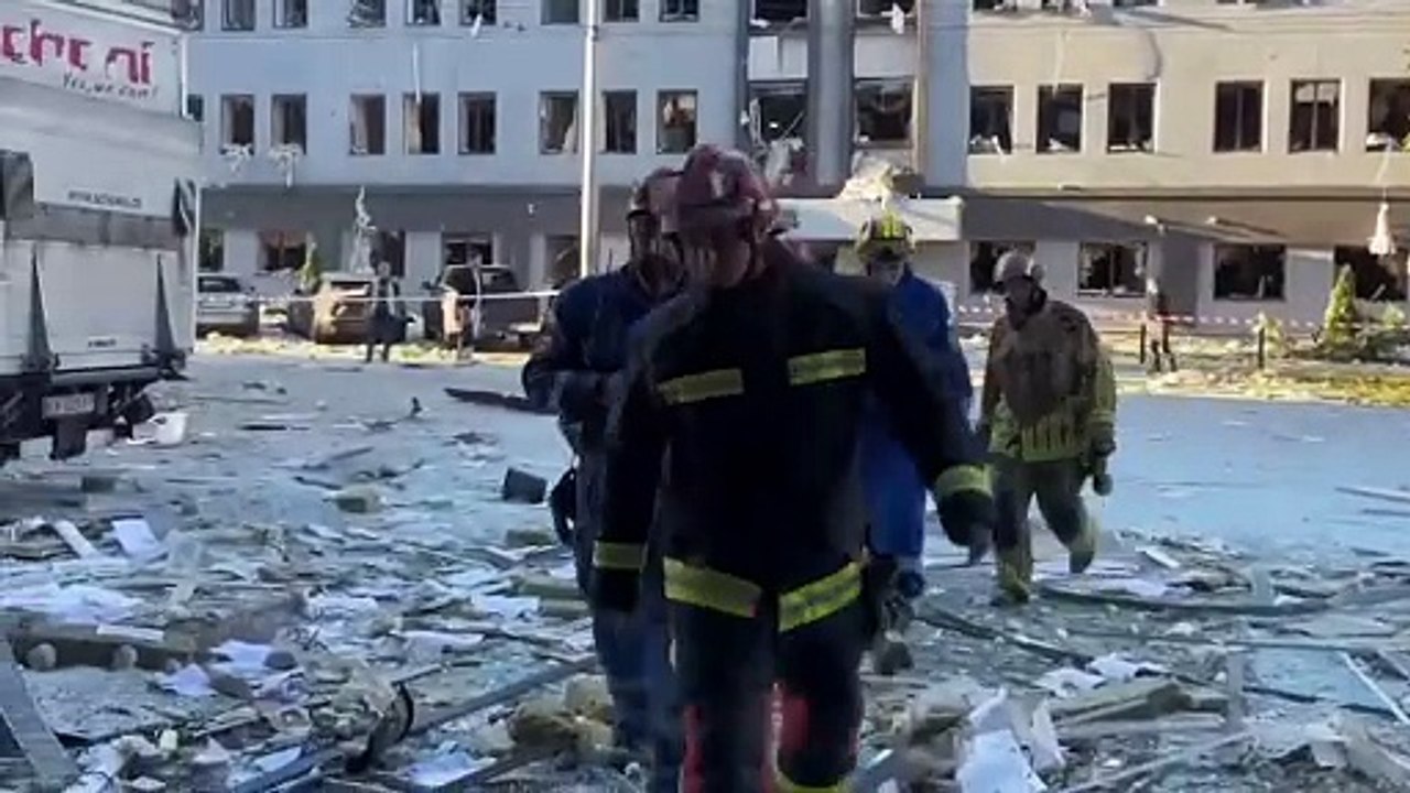 Ataque ruso contra Kiev deja 14 civiles muertos, entre ellos tres niños