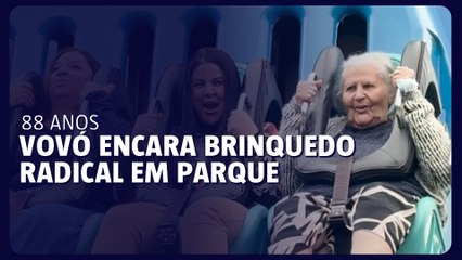 Vovó de 88 anos encara brinquedo radical em parque de diversões
