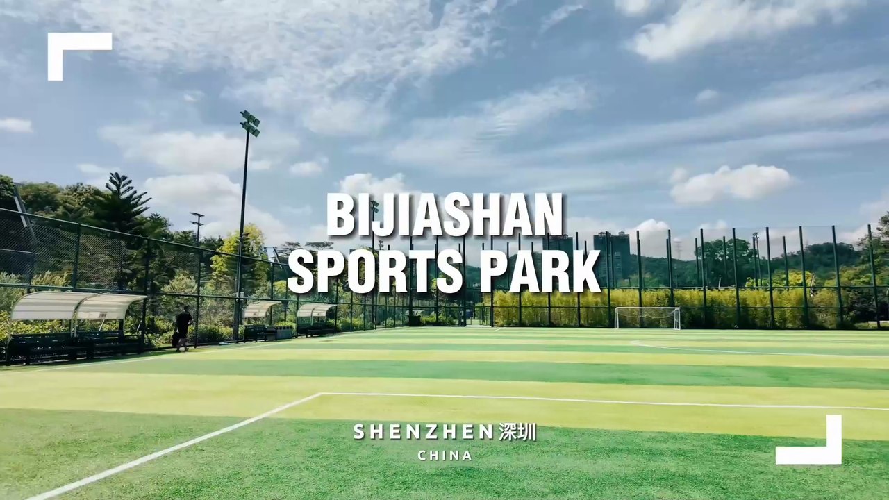 Shenzhen Walking Tour at Bijiashan Sports Park next to UpperHills