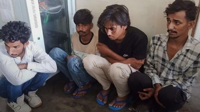 थाने में जमीन पर बैठे दिखे Raja के चारों कातिल
