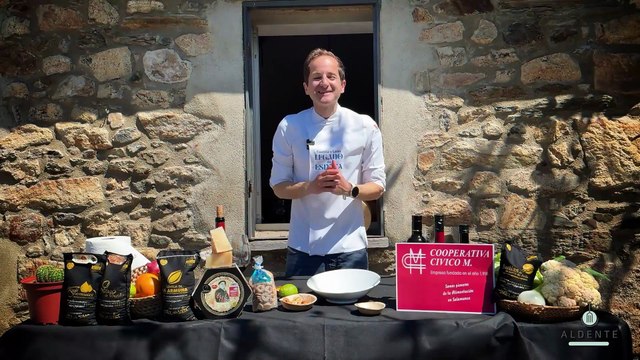 MI PULPITO A LA GALLEGA RECETA 312 POSTRE DE CREMA DE QUESO CON FRUTAS TROPICALES MANGO, ROSQUILLAS DE LEDESMA Y POLVOREADO CON PISTAÑO