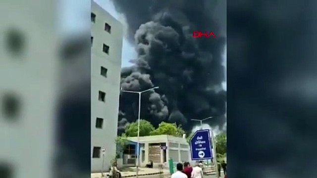 242 yolcusuyla havalanan yolcu uçağı düştü!