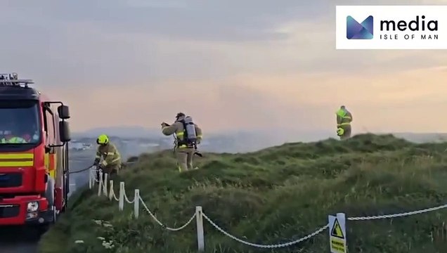 Watch as firefighters tackle a blaze in Scarlett