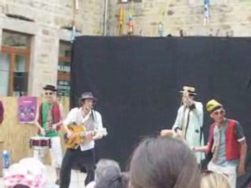 N'importe quoi quintête 1 - Verrières en Forez - Mai 2008