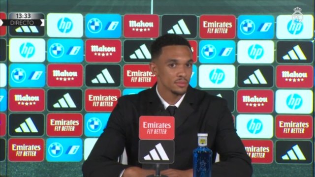 Rueda de prensa completa de Trent Alexander-Arnold en su presentación con el Real Madrid