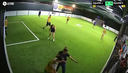 Equipe Jaune - Equipe Violette 12/06 à 11:20 - Football Terrain 1 (LeFive Nancy)