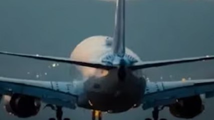 Delhi से Ahmedabad जाने वाली सभी फ्लाइट्स रद्द, जानें..