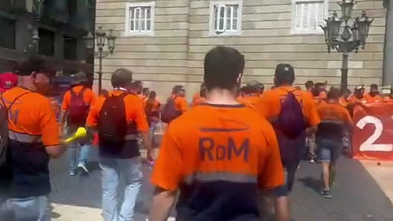 Manifestación de los trabajadores de RDM en Barcelona