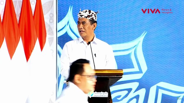 Tajam! Tatapan Mentan Amran Absen Pejabat saat Raker