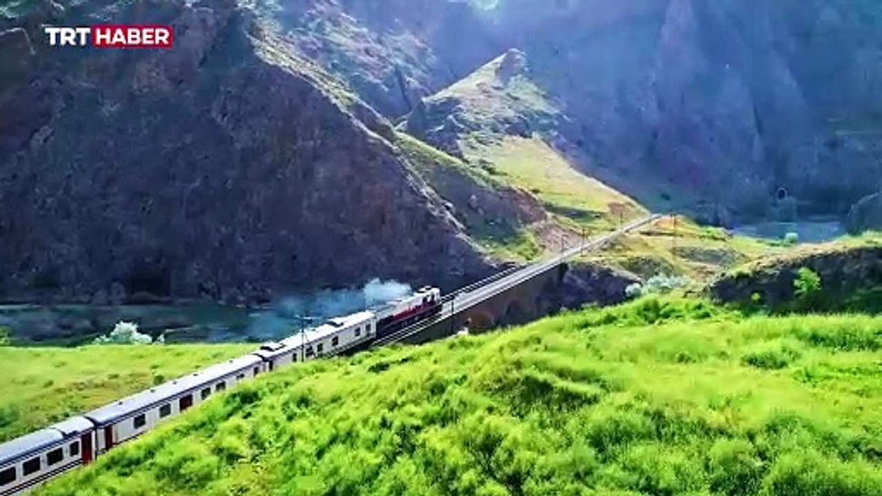 Turistik Karaelmas Ekspresi'nin ilk seferi yarın