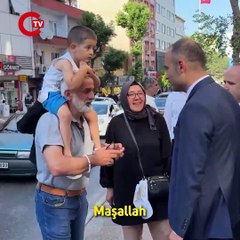 AKP'li Gaziosmanpaşa Belediyesi Başkanvekili Eray Karadeniz, seçilmiş başkan gibi sokakları dolaştı