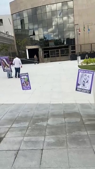 Família de vítimas participam de ato contra casos de feminicídio em Alagoas