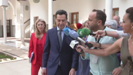 Juanma Moreno critica "corrupción sistemática" del PSOE y el silencio de Sánchez