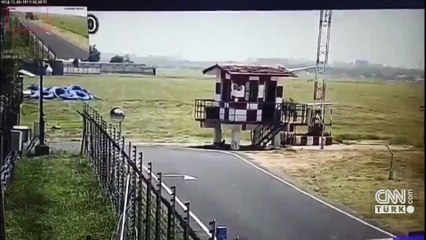 SON DAKİKA... Hindistan’daki Yolcu Uçağı Kazasından Yeni Görüntüler! Felaketin Gelişi Saniye Saniye Kamerada