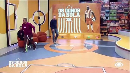Cadê o Neto?! Craque some do Donos e aparece no Melhor da Tarde