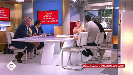 Michel Cymes Brille dans 'C à Vous' – Découvrez ses Dernières Actualités ✨ - thumbnail