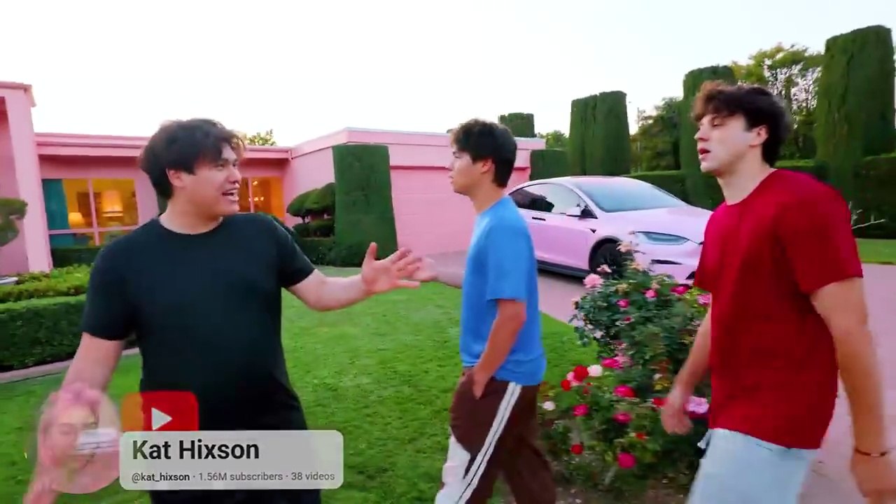4 YouTuber Homes You Won’t Believe Exist!