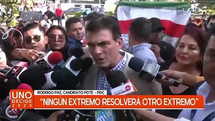 LLEGADA DE RODRIGO PAZ AL ENCUENTRO MULTIPARTIDARIO