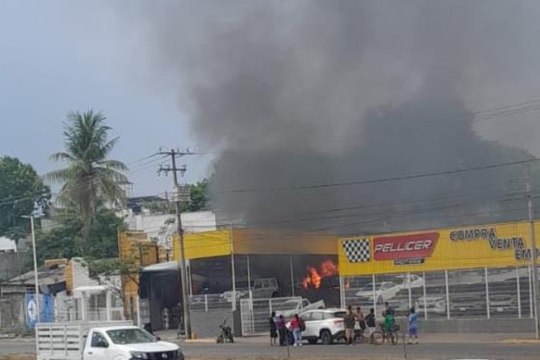 Ola de violencia en Tabasco deja 3 muertos y vehículos incendiados