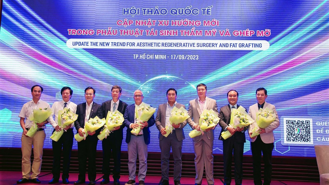 Bệnh viện Thẩm mỹ EMCAS tổ chức hội thảo về tạo hình tái sinh thẩm mỹ