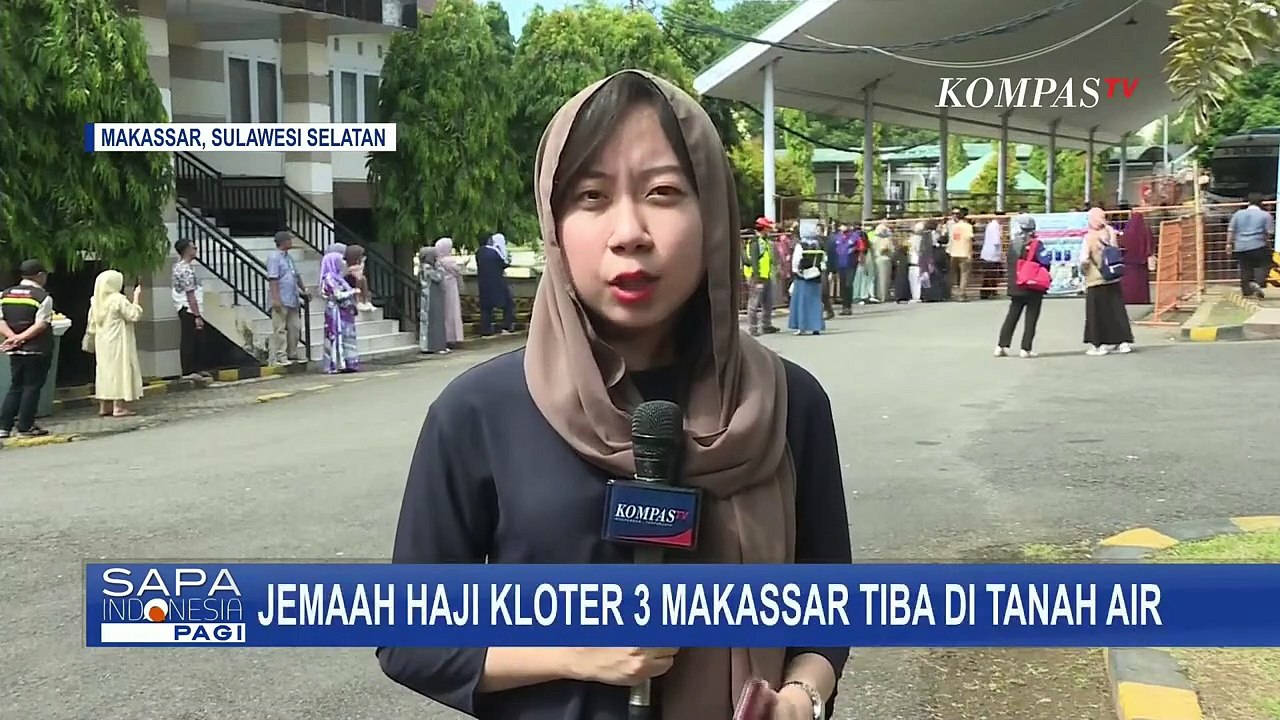 Momen Jemaah Haji Kloter 3 Makassar Tiba di Tanah Air