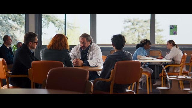 Dany Boon et Audrey Fleurot réunis au cinéma : bande-annonce de Regarde,(vf)