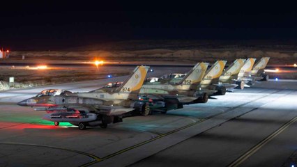 İsrail, İran’daki hedeflere yönelik 200’den fazla savaş uçağıyla düzenlenen hava harekâtının videosunu yayınladı