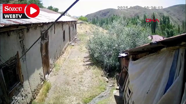 Sivas'ta 4 büyüklüğündeki deprem anı kamerada
